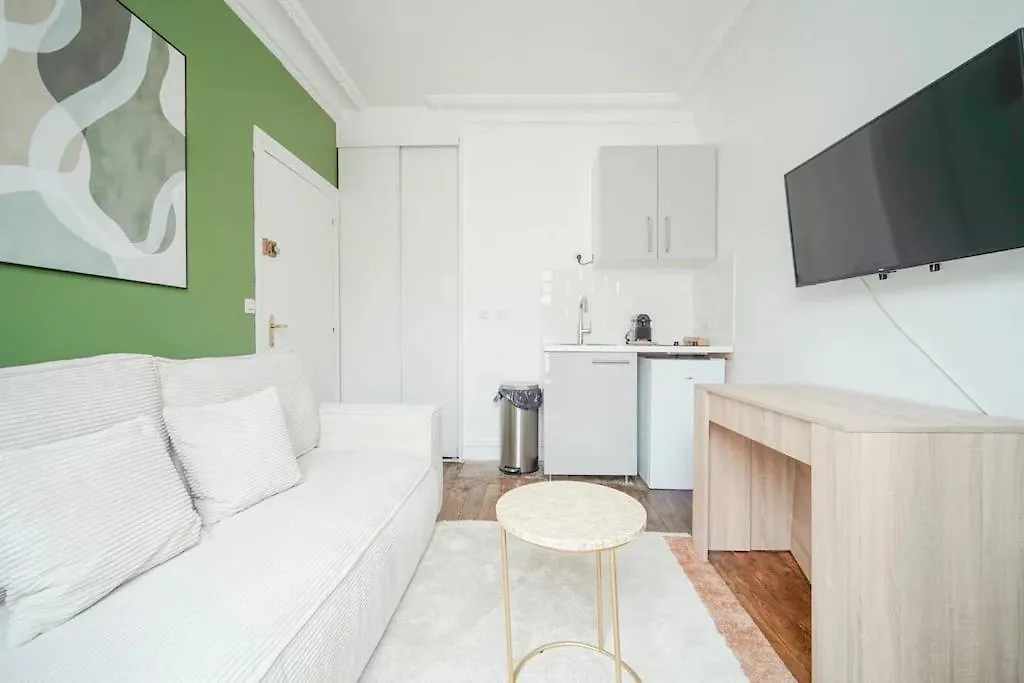 Apartment Proche Vaugirard - Sauge - III Paris